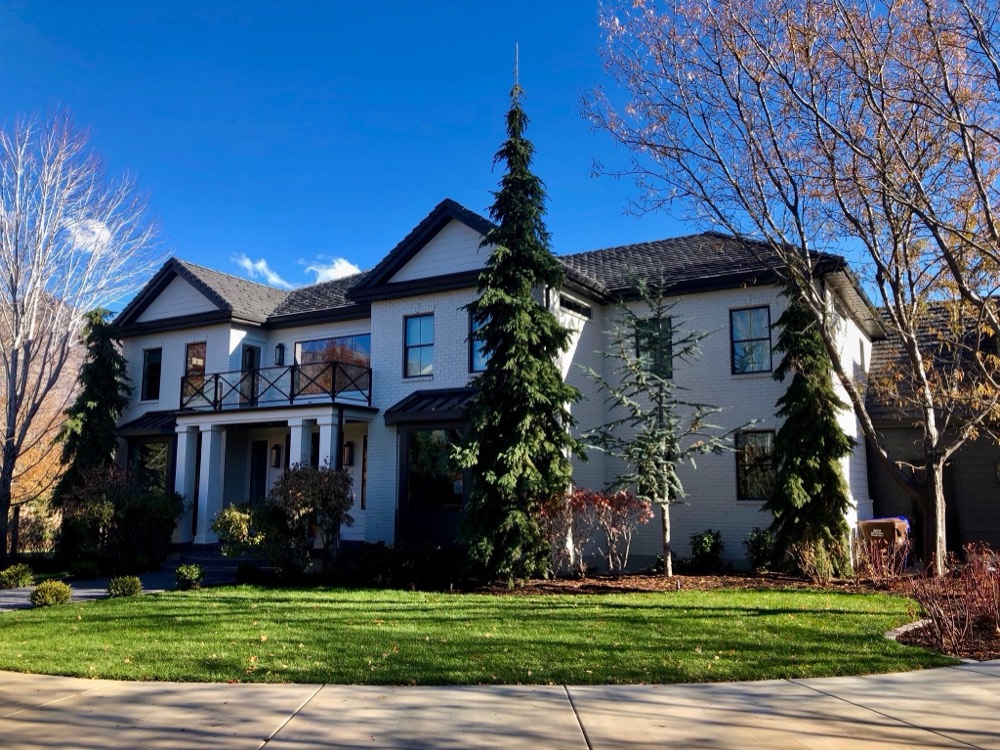 Custom home on a hillside lot in Park City, Utah